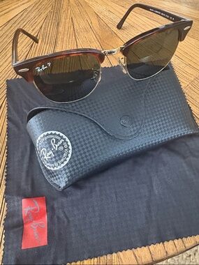 Ray-Ban Clubmaster Sunglasses in Tortoise and Green 3016